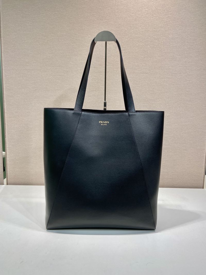 Pra*a tote bags